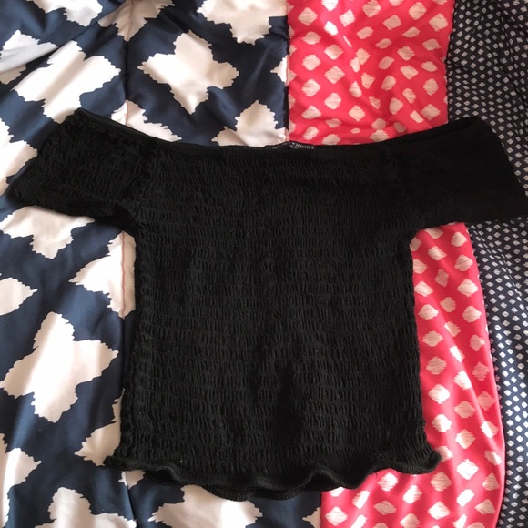 Brandy Melville Tops - Black brandy melville off the shoulder top